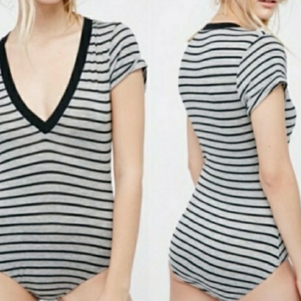 Free People Grey Black Striped Me Oh My V Neck Short Sleeves Bodysuit Size Small - Picture 3 of 14